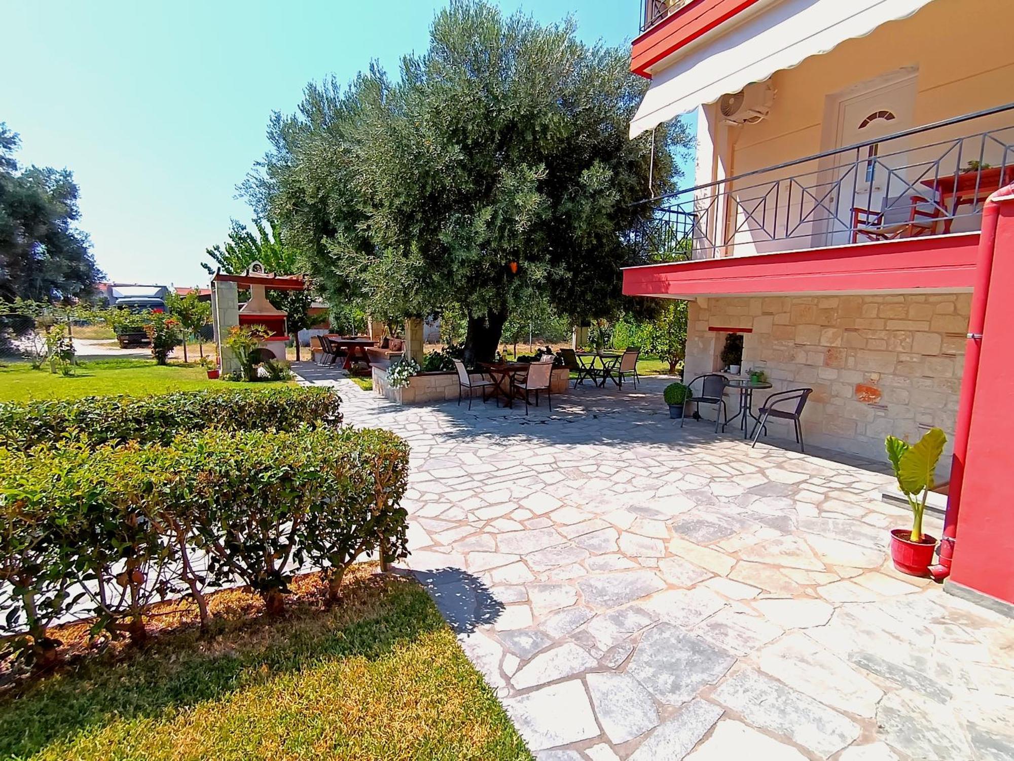 Giorgos Apartments Skála Foúrkas Extérieur photo